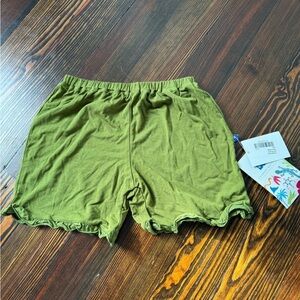 NWT Kickee Pants Ruffled Short